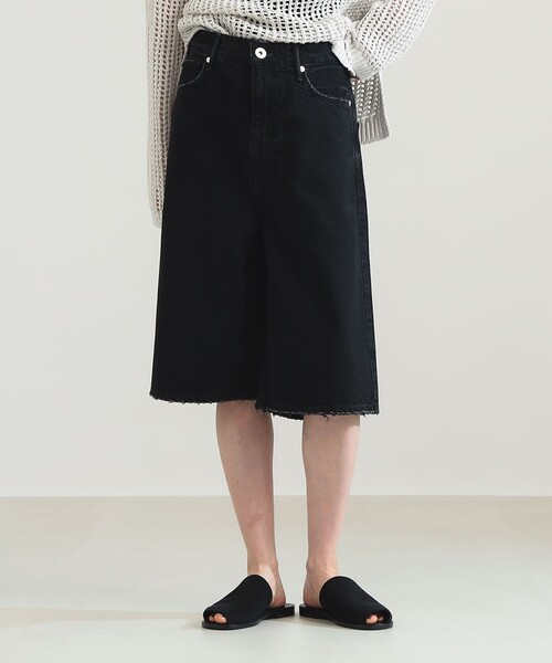 upperhights(アッパーハイツ)の「【7/24値下げ】upper hights / THE LIAMSHT デニム ショートパンツ(デニムパンツ・レディース・ホワイト系その他2/ブラック・23/25/24)」の2枚目の写真