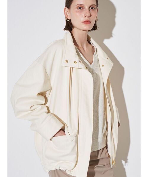 ELENDEEK（エレンディーク）の「チノスタンドタックフォルムコート（その他アウター・レディース・アイボリー/ベージュ・FREE）」の2枚目の写真