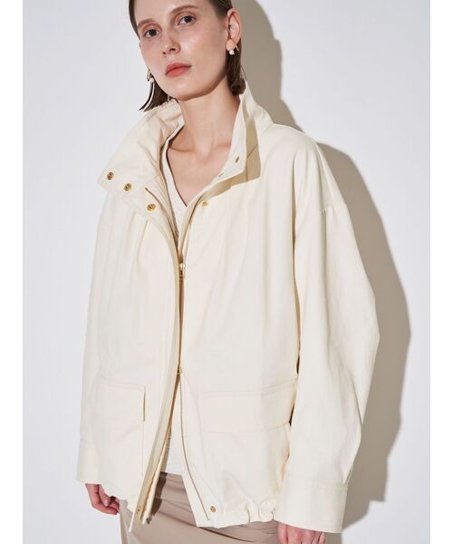 ELENDEEK（エレンディーク）の「チノスタンドタックフォルムコート（その他アウター・レディース・アイボリー/ベージュ・FREE）」の17枚目の写真