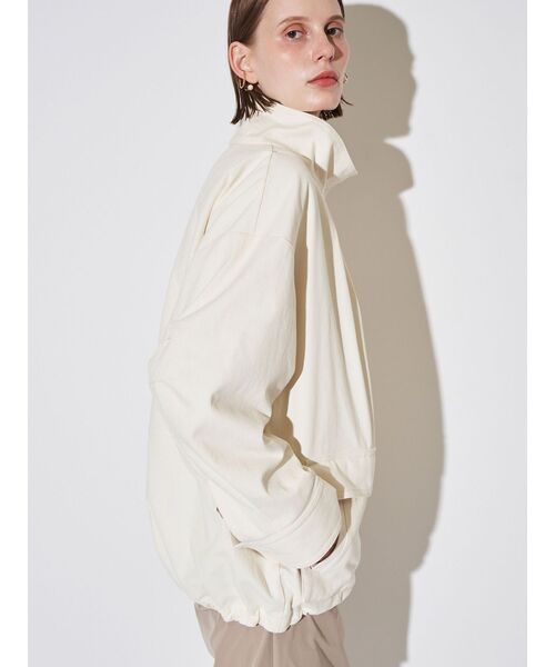 ELENDEEK（エレンディーク）の「チノスタンドタックフォルムコート（その他アウター・レディース・アイボリー/ベージュ・FREE）」の18枚目の写真