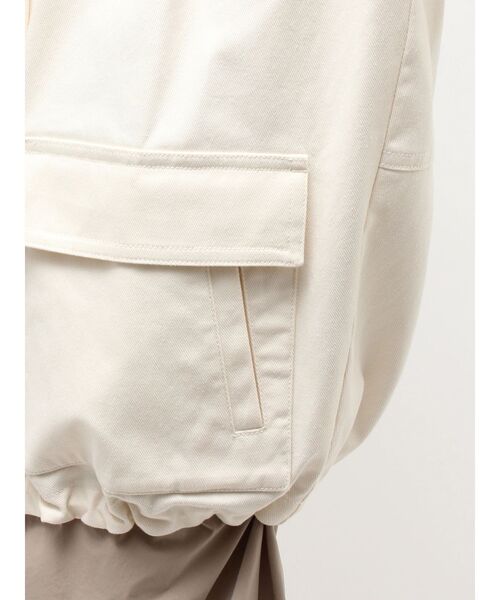 ELENDEEK（エレンディーク）の「チノスタンドタックフォルムコート（その他アウター・レディース・アイボリー/ベージュ・FREE）」の9枚目の写真
