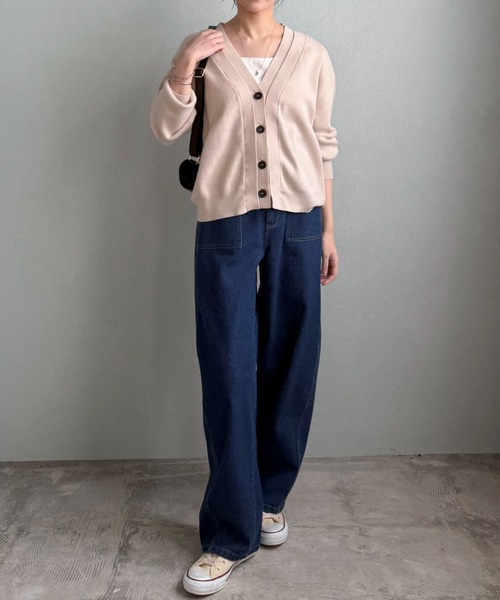 Doux archives(ドゥアルシーヴ)の「レイヤード風Vネックカーディガン(カーディガン/ボレロ・レディース・グレイッシュベージュ/グレー/ピンク・FREE)」の8枚目の写真