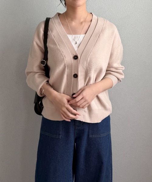 Doux archives(ドゥアルシーヴ)の「レイヤード風Vネックカーディガン(カーディガン/ボレロ・レディース・グレイッシュベージュ/グレー/ピンク・FREE)」の12枚目の写真