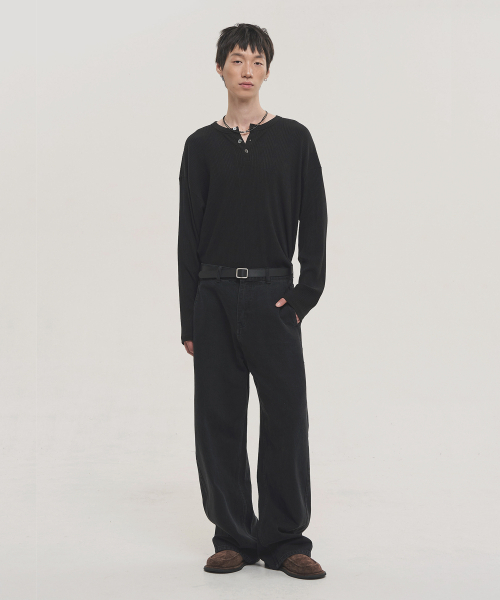 NOISE(ノイズ)の「リブヘンリーネックスリーブニット - ブラック(ニット/セーター・レディース・その他・MEDIUM/LARGE/X-LARGE)」の3枚目の写真