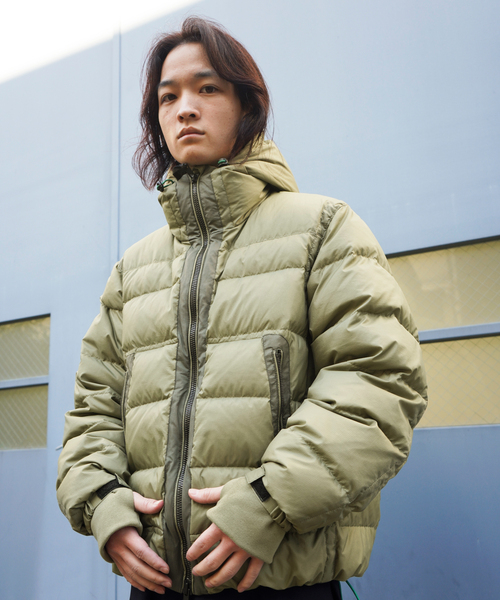 JOINT WORKS（ジョイントワークス）の「J コンパクトフィットライトダウン（ダウンジャケット/コート・メンズ・カーキ/ブラック・MEDIUM/LARGE）」の3枚目の写真