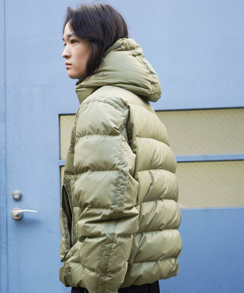 JOINT WORKS（ジョイントワークス）の「J コンパクトフィットライトダウン（ダウンジャケット/コート・メンズ・カーキ/ブラック・MEDIUM/LARGE）」の5枚目の写真