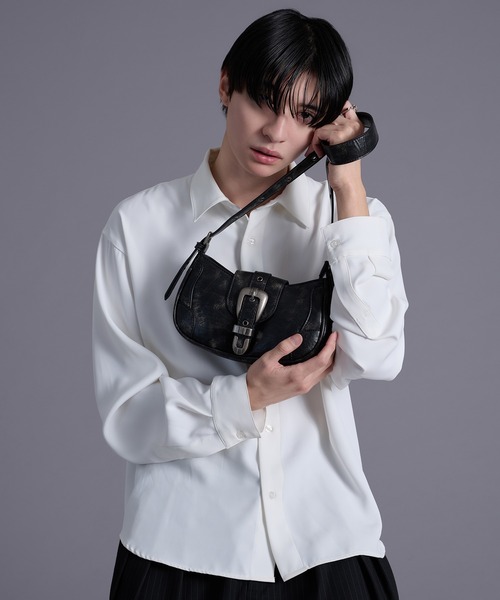 Ellno Loset(エルノロゼット)の「バックルデザインショルダーバック(ショルダーバッグ・メンズ・ブラック系その他/ブラック/ブラウン系その他・FREE)」の5枚目の写真