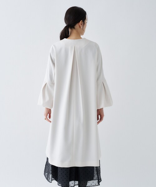 cloenc(クロエンス)の「【セットアップ/オケージョン/手洗い可】フレアスリーブミドルコート(ノーカラーコート・レディース・ネイビー/オフホワイト/ブラック・01/02/03)」の7枚目の写真