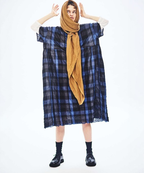 Honnete（オネット）の「[Honnete] S/SLV Side Gathered Dress（ワンピース・レディース・ブラック×ブルー・FREE）」の2枚目の写真