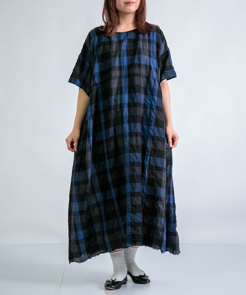Honnete（オネット）の「[Honnete] S/SLV Side Gathered Dress（ワンピース・レディース・ブラック×ブルー・FREE）」の3枚目の写真