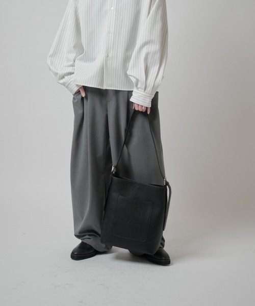 Lui's（ルイス）の「モダントートバック（トートバッグ・メンズ・ブラック/ブラック系その他・FREE）」の4枚目の写真