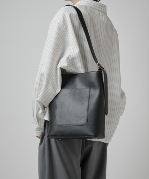 Lui's（ルイス）の「モダントートバック（トートバッグ・メンズ・ブラック/ブラック系その他・FREE）」の5枚目の写真