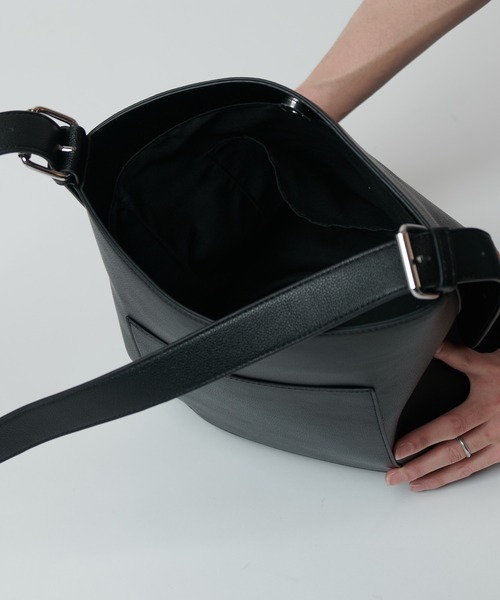 Lui's（ルイス）の「モダントートバック（トートバッグ・メンズ・ブラック/ブラック系その他・FREE）」の18枚目の写真