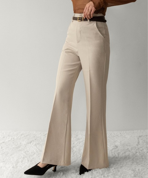 on:nue（オンニュ）の「【on:nue】[着用動画あり！][低身長/高身長/サイズ展開有/4色展開] センタープレスフレアスラックスパンツ /2026 SS COLLECTION（スラックス・レディース・アイボリー/グレー/ブラウン/ブラック・MEDIUM/SMALL/LARGE）」の16枚目の写真