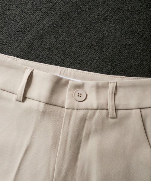 on:nue（オンニュ）の「【on:nue】[着用動画あり！][低身長/高身長/サイズ展開有/4色展開] センタープレスフレアスラックスパンツ /2026 SS COLLECTION（スラックス・レディース・アイボリー/グレー/ブラウン/ブラック・MEDIUM/SMALL/LARGE）」の10枚目の写真