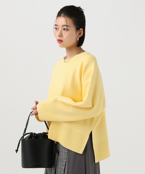 BAYFLOW（ベイフロー）の「[春まで着られる]スウェットライクショートニット（ニット/セーター・レディース・コーラルピンク/ライトグレー/ブラウン/ライトイエロー・FREE）」の3枚目の写真