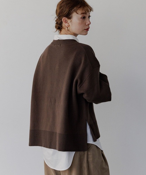 BAYFLOW（ベイフロー）の「[春まで着られる]スウェットライクショートニット（ニット/セーター・レディース・コーラルピンク/ライトグレー/ブラウン/ライトイエロー・FREE）」の10枚目の写真