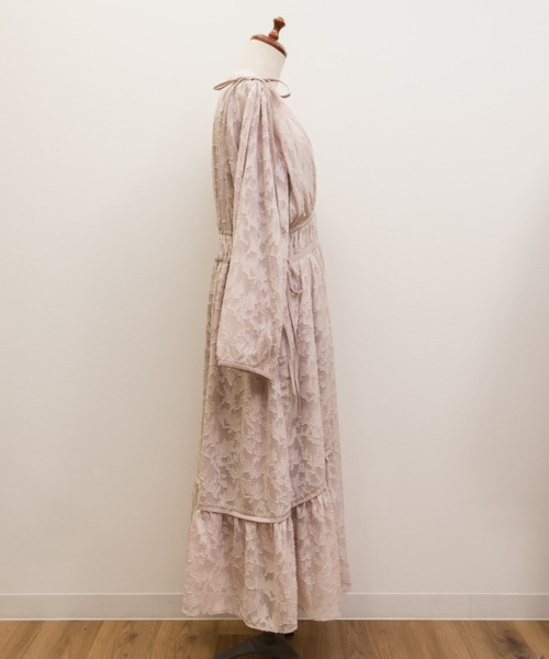 CLETTE(クレット)の「CLETTEオリジナルドロストリボンシアー花柄ワンピース(ワンピース・レディース・ピンク/ネイビー/グレー・4L/3L/LL)」の17枚目の写真