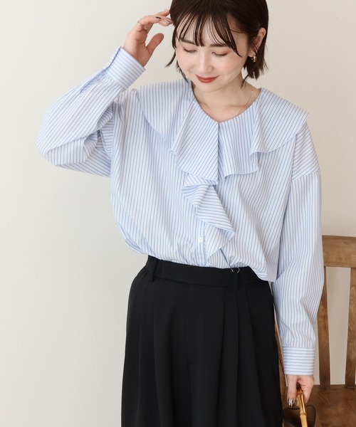 AMERICAN HOLIC(アメリカンホリック)の「【イージーケア】ラッフルブラウス(シャツ/ブラウス・レディース・ストライプ/アイボリー・L/M)」の2枚目の写真