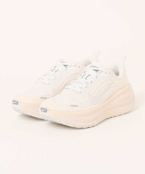 NIKE ナイキ W VOMERO PLUS ESS ウィメンズ ボメロ プラス ESS WIO9916 100SMTWHT/CHALK