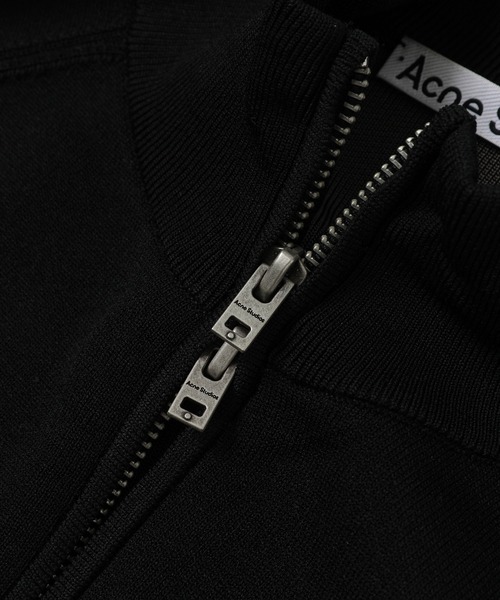 Acne Studios(アクネストゥディオズ)の「FN-MN-KNIT000612(その他トップス・メンズ・ブラック・M/L)」の4枚目の写真