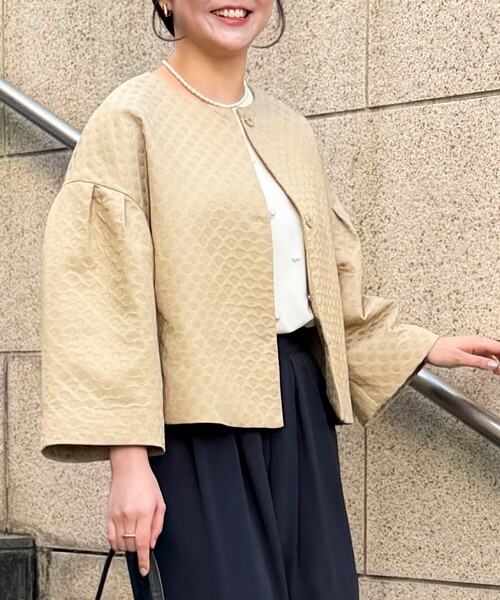 NOLLEY’S(ノーリーズ)の「ドットジャガードブルゾン(ブルゾン・レディース・ベージュ/ブラック・38)」の5枚目の写真