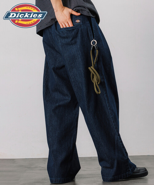 FREAK'S STORE(フリークスストア)の「限定展開 Dickies×FREAK'S STORE/ディッキーズ 別注 ワイドシルエット クロスタック ワークパンツ(チノパンツ・メンズ・ベージュ/インディゴブルー/ブラック/ブラック系その他・SMALL/MEDIUM/LARGE)」の4枚目の写真