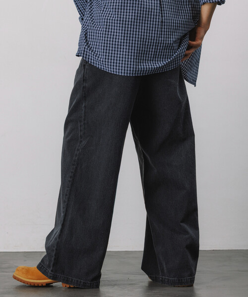 FREAK'S STORE(フリークスストア)の「限定展開 Dickies×FREAK'S STORE/ディッキーズ 別注 ワイドシルエット クロスタック ワークパンツ(チノパンツ・メンズ・ベージュ/インディゴブルー/ブラック/ブラック系その他・SMALL/MEDIUM/LARGE)」の13枚目の写真