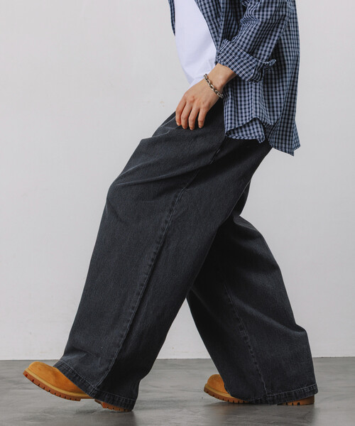 FREAK'S STORE(フリークスストア)の「限定展開 Dickies×FREAK'S STORE ディッキーズ 別注 ワイドシルエット クロスタック ワークパンツ(チノパンツ・メンズ・ベージュ/インディゴブルー/ブラック/ブラック系その他・SMALL/MEDIUM/LARGE)」の3枚目の写真