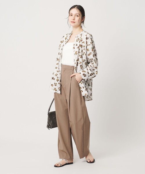 BEAUTY&YOUTH UNITED ARROWS(ビューティーアンドユースユナイテッドアローズ)の「タック カーブパンツ ウォッシャブル(その他パンツ・レディース・モカ/その他1/ダークグレー・XS/S/M)」の9枚目の写真