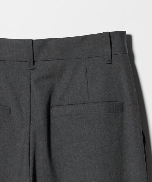 BEAUTY&YOUTH UNITED ARROWS(ビューティーアンドユースユナイテッドアローズ)の「タック カーブパンツ ウォッシャブル(その他パンツ・レディース・モカ/その他1/ダークグレー・XS/S/M)」の20枚目の写真