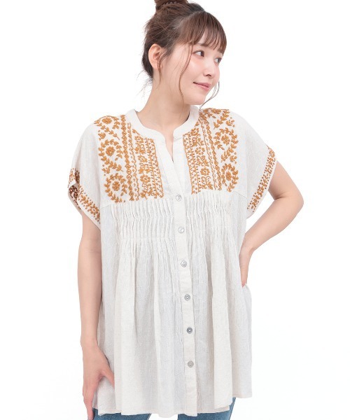 チチカカ(チチカカ)の「Rico ボタニカルハンド刺繍ブラウス(シャツ/ブラウス・レディース・ブラック/ナチュラル/ライトグリーン・FREE)」の9枚目の写真