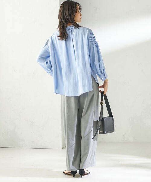 SHIPS（シップス）の「〈手洗い可能〉トロ ピン ストライプ / 無地 ウエスト ギャザー パンツ（その他パンツ・レディース・ライトグレー/ネイビー/ベージュ・38/36）」の12枚目の写真