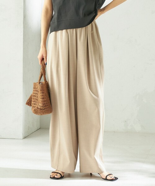 SHIPS（シップス）の「〈手洗い可能〉トロ ピン ストライプ / 無地 ウエスト ギャザー パンツ（その他パンツ・レディース・ライトグレー/ネイビー/ベージュ・38/36）」の20枚目の写真