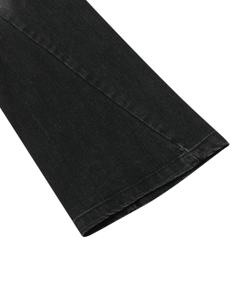 MUCENT(ムセント)の「アーデンウォッシングブーツカットカーゴデニムパンツ(デニムパンツ・レディース・ブラック・MEDIUM/SMALL)」の5枚目の写真