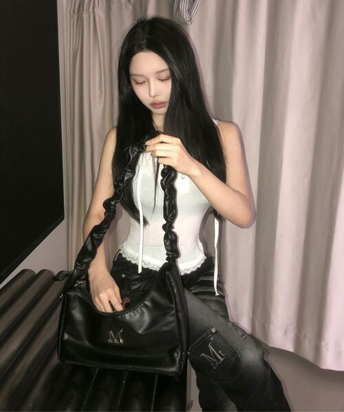 MUCENT(ムセント)の「アーデンウォッシングブーツカットカーゴデニムパンツ(デニムパンツ・レディース・ブラック・MEDIUM/SMALL)」の10枚目の写真