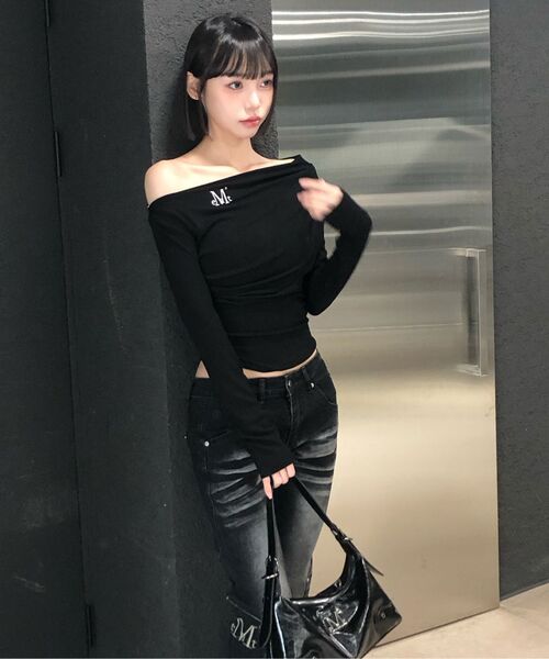 MUCENT(ムセント)の「アーデンウォッシングブーツカットカーゴデニムパンツ(デニムパンツ・レディース・ブラック・MEDIUM/SMALL)」の17枚目の写真