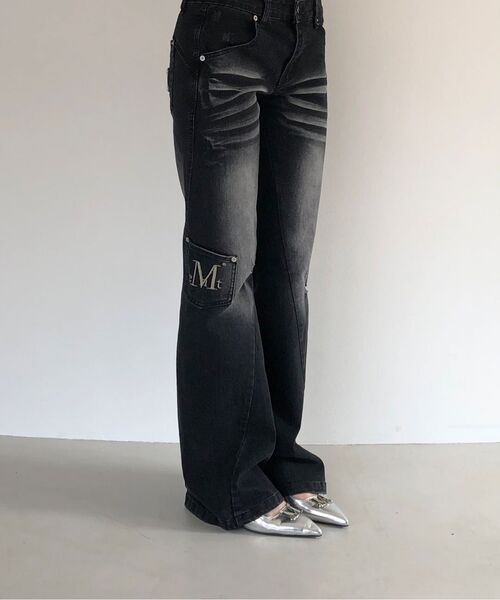 MUCENT(ムセント)の「アーデンウォッシングブーツカットカーゴデニムパンツ(デニムパンツ・レディース・ブラック・MEDIUM/SMALL)」の19枚目の写真