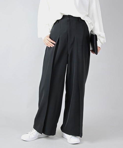 and it_（アンドイット）の「セミワイドセンタータックパンツ（その他パンツ・レディース・モカ/ブラック・M/LL/L）」の17枚目の写真