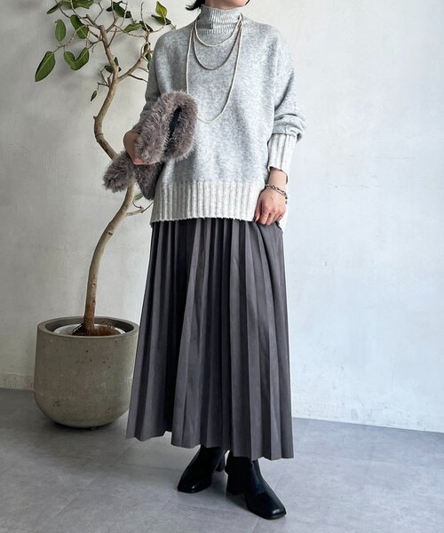 un dix cors（アンディコール）の「配色ストレッチニットプルオーバー（ニット/セーター・レディース・グレー/チャコールグレー・FREE）」の5枚目の写真