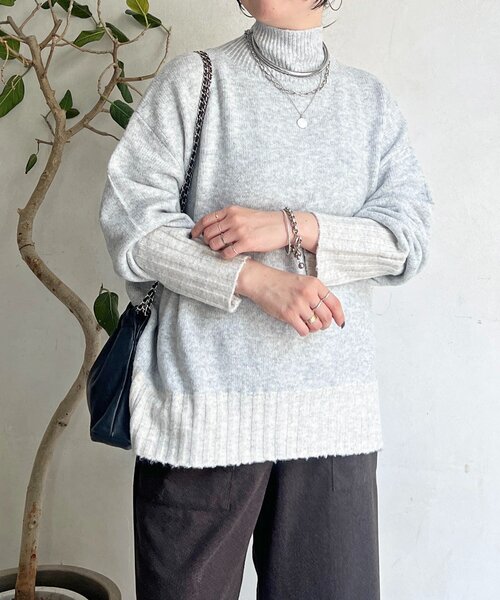 un dix cors（アンディコール）の「配色ストレッチニットプルオーバー（ニット/セーター・レディース・グレー/チャコールグレー・FREE）」の6枚目の写真