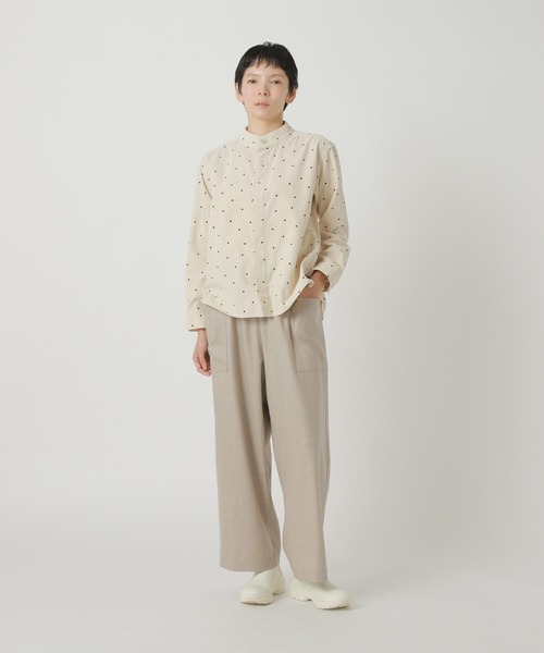 Plantation(プランテーション)の「ドットコーデュロイ / シャツ / S(シャツ/ブラウス・レディース・オフホワイト/グレー・M size)」の6枚目の写真