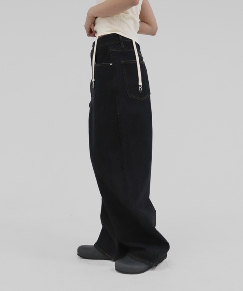 lit(リット)の「W Loop Straight Denim(デニムパンツ・レディース・ブラック/ネイビー・38/36)」の17枚目の写真