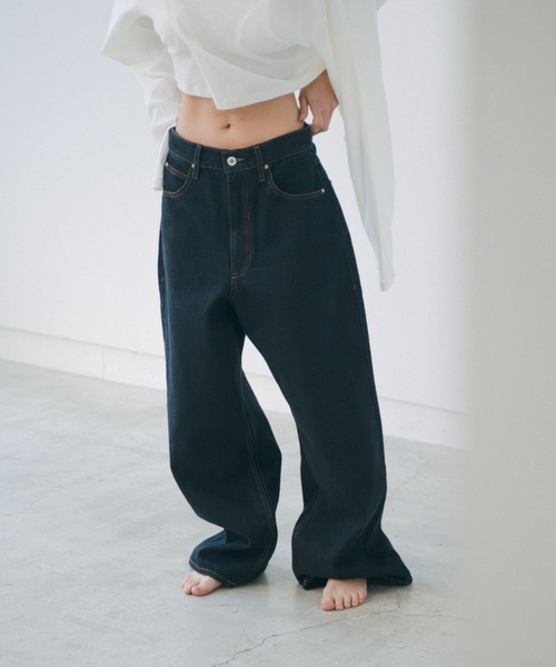 lit(リット)の「W Loop Straight Denim(デニムパンツ・レディース・ブラック/ネイビー・38/36)」の7枚目の写真