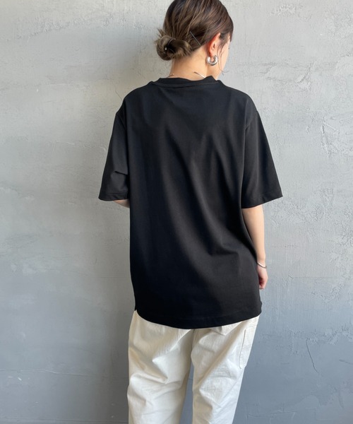 LACOSTE（ラコステ）の「[LACOSTE/ラコステ] ワンポイントロゴ クルーネックポケットTシャツ（Tシャツ/カットソー・レディース・ブラック/ネイビー/ホワイト・3/4/5/6/2）」の5枚目の写真