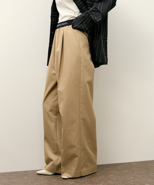 PROTAGONISTA（プロタゴニスタ）の「【PROTAGONISTA for ADAM ET ROPE'】別注 撥水 Chino Pants（チノパンツ・レディース・ベージュ・1/0）」の4枚目の写真