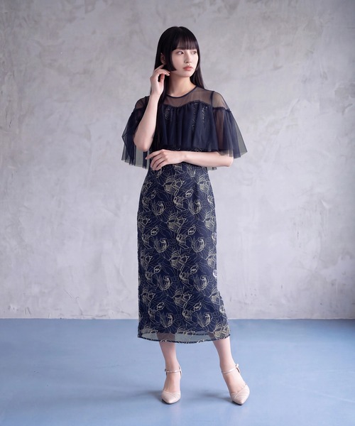 TRUDEA（トルディア）の「チュールフリルフラワー刺繍（ドレス・レディース・ブラック/グリーン/オレンジ/ネイビー・MEDIUM/SMALL）」の3枚目の写真