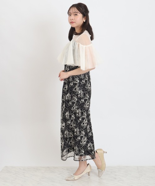 TRUDEA（トルディア）の「チュールフリルフラワー刺繍（ドレス・レディース・ブラック/グリーン/オレンジ/ネイビー・MEDIUM/SMALL）」の16枚目の写真