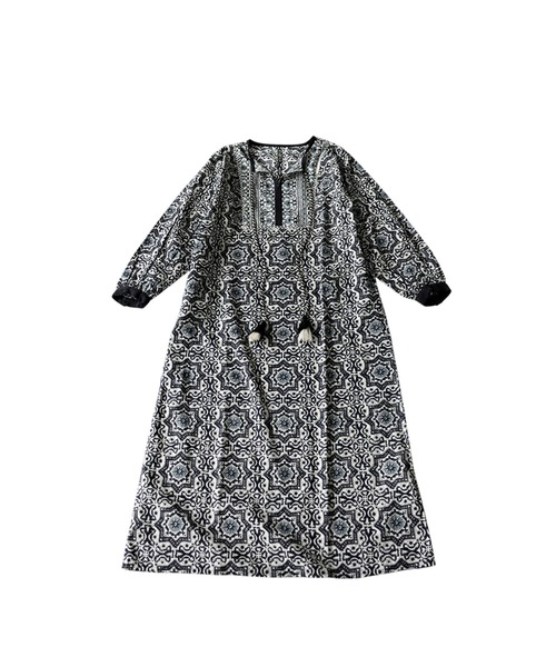 antiqua(アンティカ)の「ジャイプリ柄 ワンピース(ワンピース・レディース・ブラックミックス/ブルー系その他・P/R)」の15枚目の写真