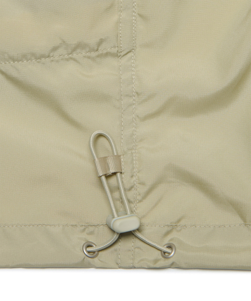 NOMANUAL(NOMANUAL)の「LIGHT SLASH JACKET - BEIGE(ナイロンジャケット・レディース・その他・SMALL/MEDIUM/LARGE/X-LARGE)」の14枚目の写真